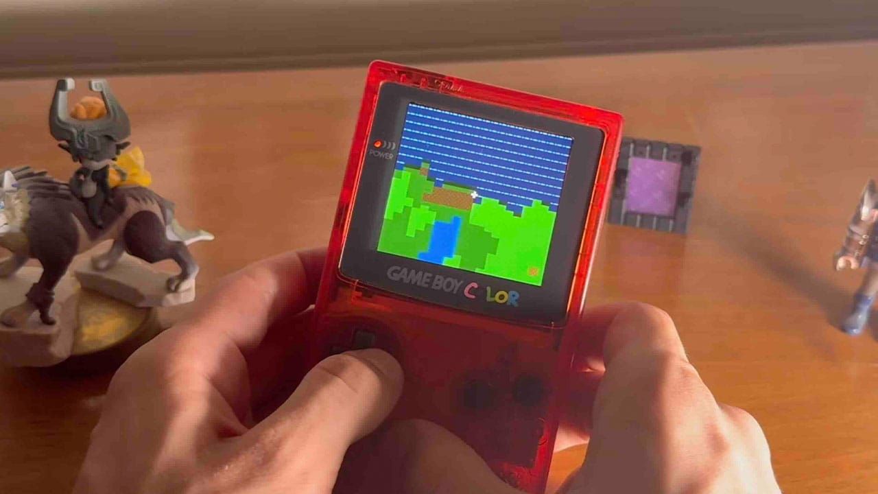 Minicraft 3D : un développeur fait tourner un vrai monde en trois dimensions façon Minecraft sur Game Boy Color