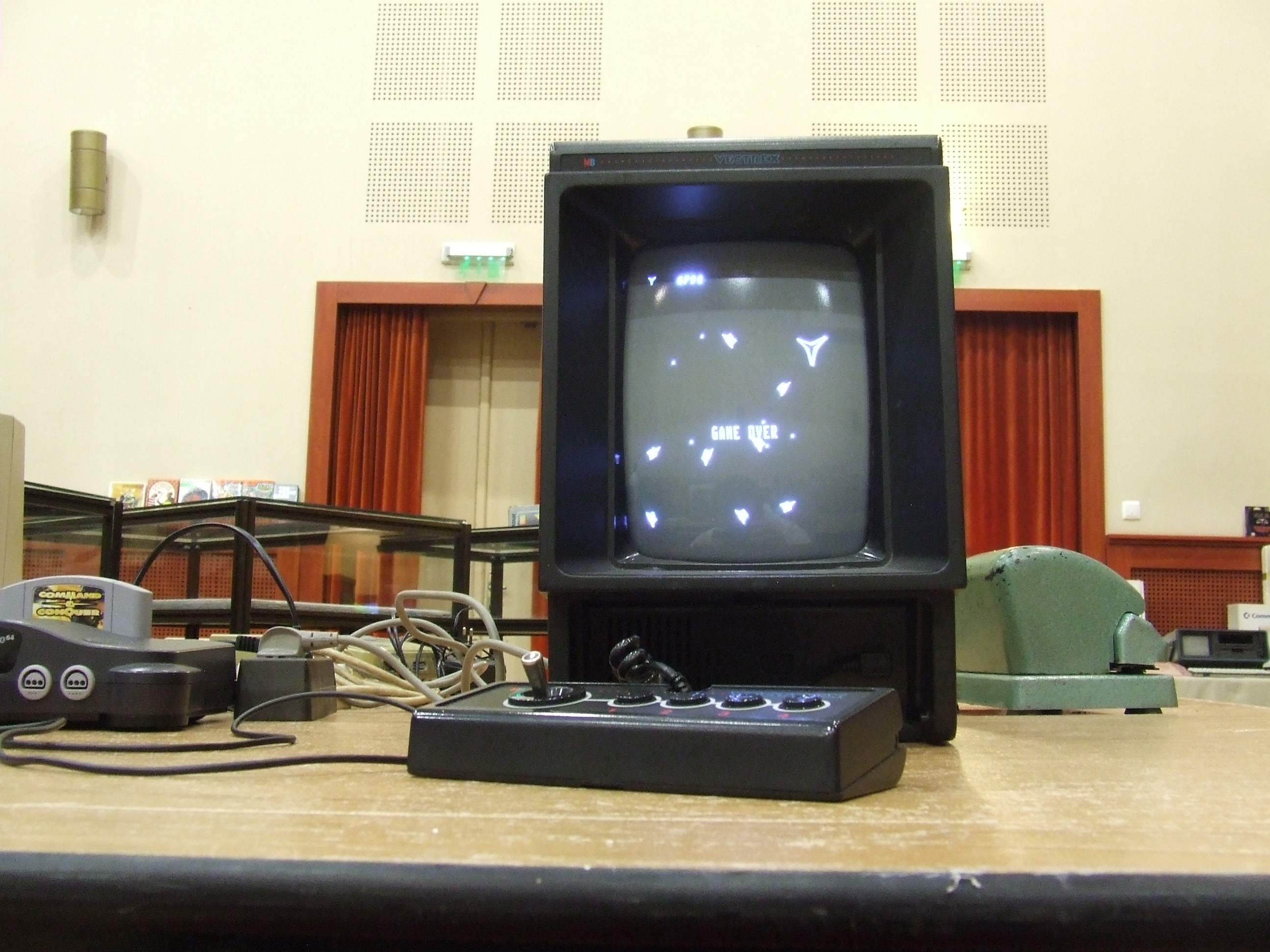 Vectrex Mini : le créateur de la console originale rejoint le projet et la liste des jeux est dévoilée